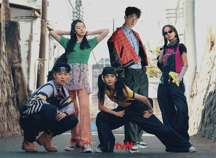 imcelinaaaaaa's tweet photo. I will definitely miss this squad. Ang sakit whoo😭
#TwentyFiveTwentyOneEp16 https://t.co/4vzFawsy0Y
