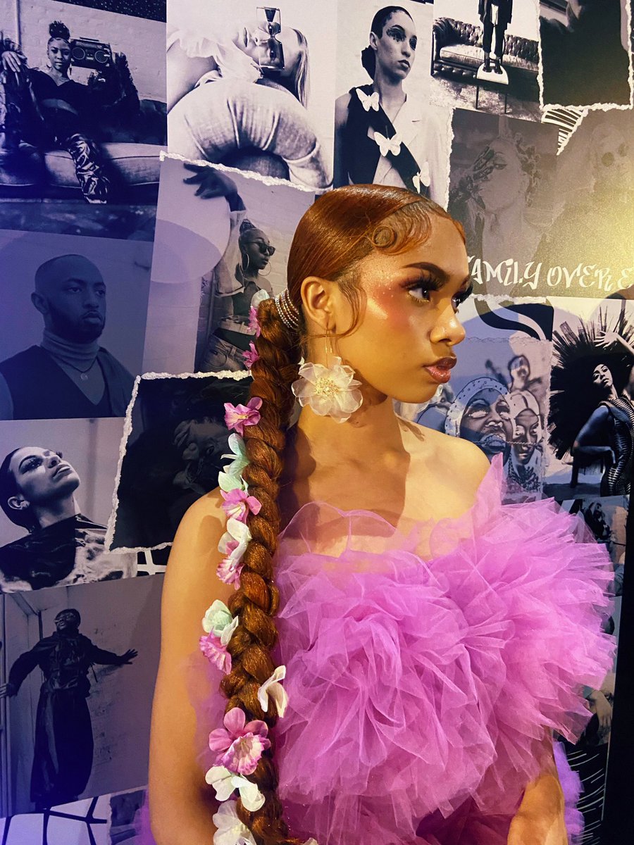 TiaraIvette's tweet photo. flowergirlti💐 #danceformike 🧡 https://t.co/cVXLVolNBU