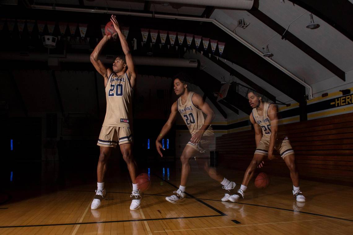 Congratulations to all the fellas! Ameere: Player of the year!!
Dajon: all Sac 2nd Team!
Karlos, Jordan, Grant, Isaiah Honorable Mention!
<a href="/HerdBasketball/">Elk Grove Basketball</a> <a href="/EGHerdPride/">EGHS Thundering Herd</a>
  Bee’s Best boys’ basketball: Meet The Bee’s Player of the Year and the All-Metro teams 
sacbee.com/sports/high-sc…