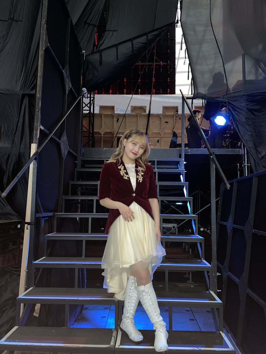 NKaon's tweet photo. 取り急ぎ🙇🏻‍♀️
今回初めてアイマスダンサーとして出演させていただきました😭💕
2日間ありがとうございました！　
＃シンデレラ10周年_ファイナルday1
#シンデレラ10周年_ファイナルday2
#アイマス https://t.co/FdybL2UG8k