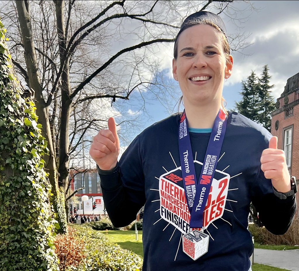 Camers1878's tweet image. 😮 What an epic running journey I’ve had over the past 2 years. An amazing and emotional experience to run the Manchester Marathon today, and in an official time of 4hrs 24mins 10secs. Smashed it!💥🏃‍♀️💪🏅
#ManchesterMarathon #runningmotivation
#lockdownchallenge #mentalwellbeing