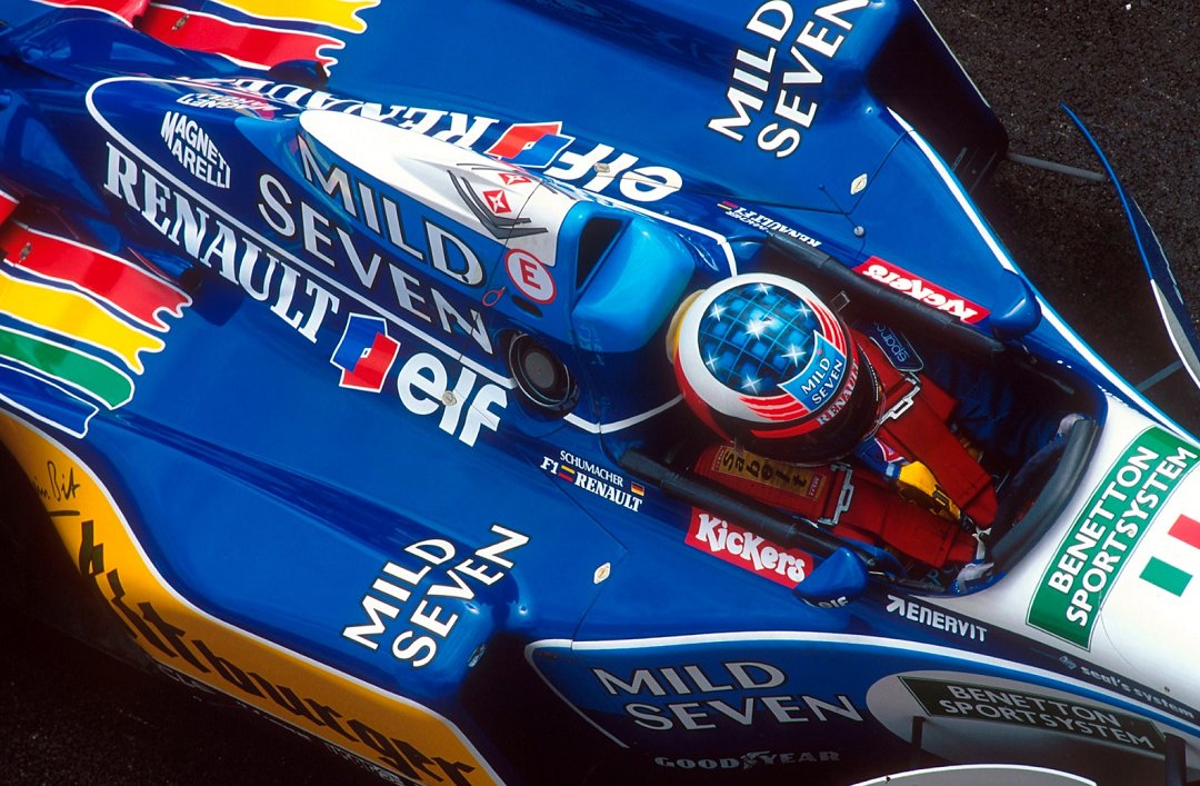 Michael Schumacher, Benetton B195 - Renault RS7 3.0 V10. GP San Marino 1995. 

#F1 📸LAT Photographic.
