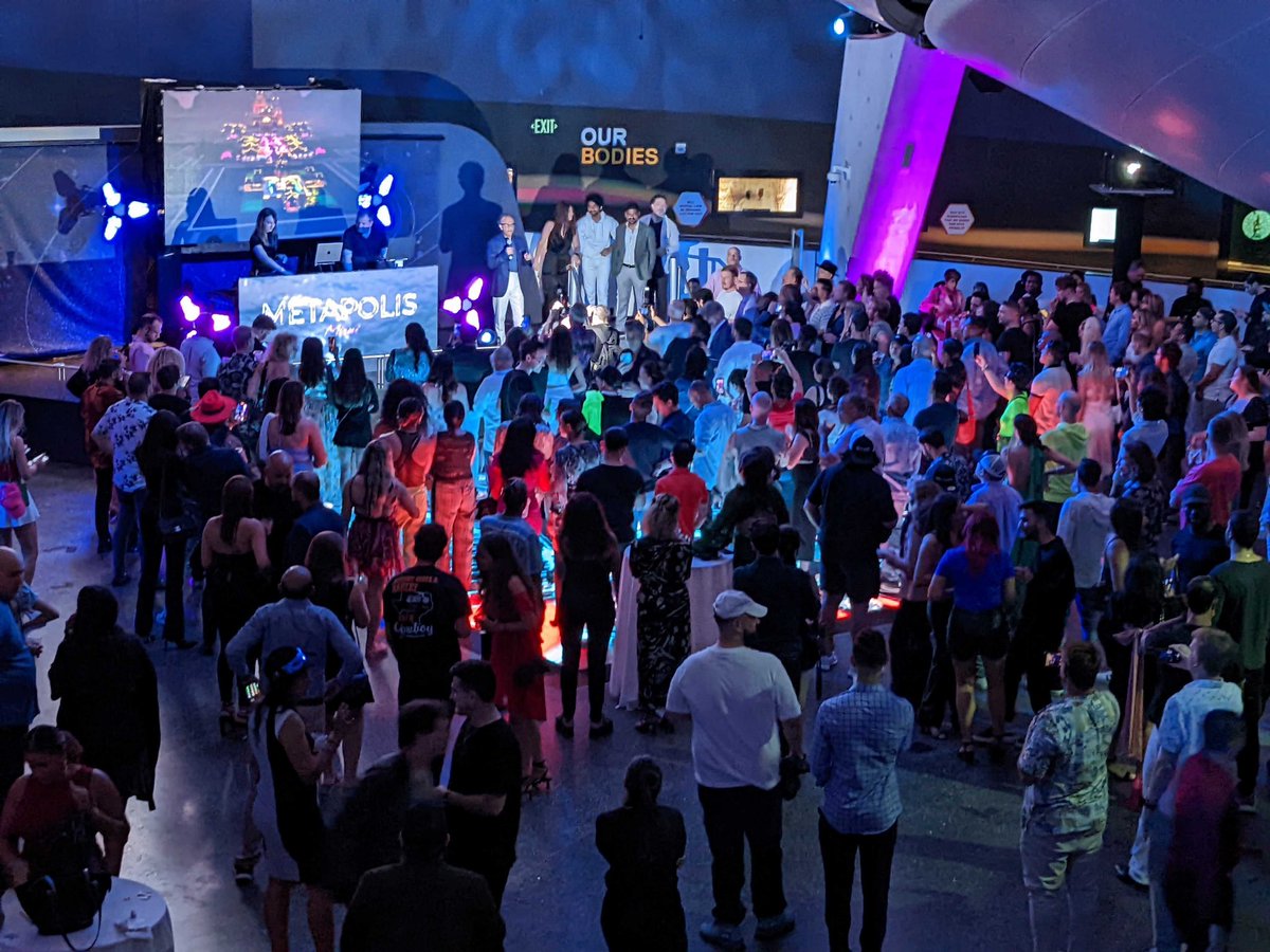 What an experience last night at the #Metapolis event! Can't wait for #Zilliqa roadmap event mid April. What a glimpse of the future🚀