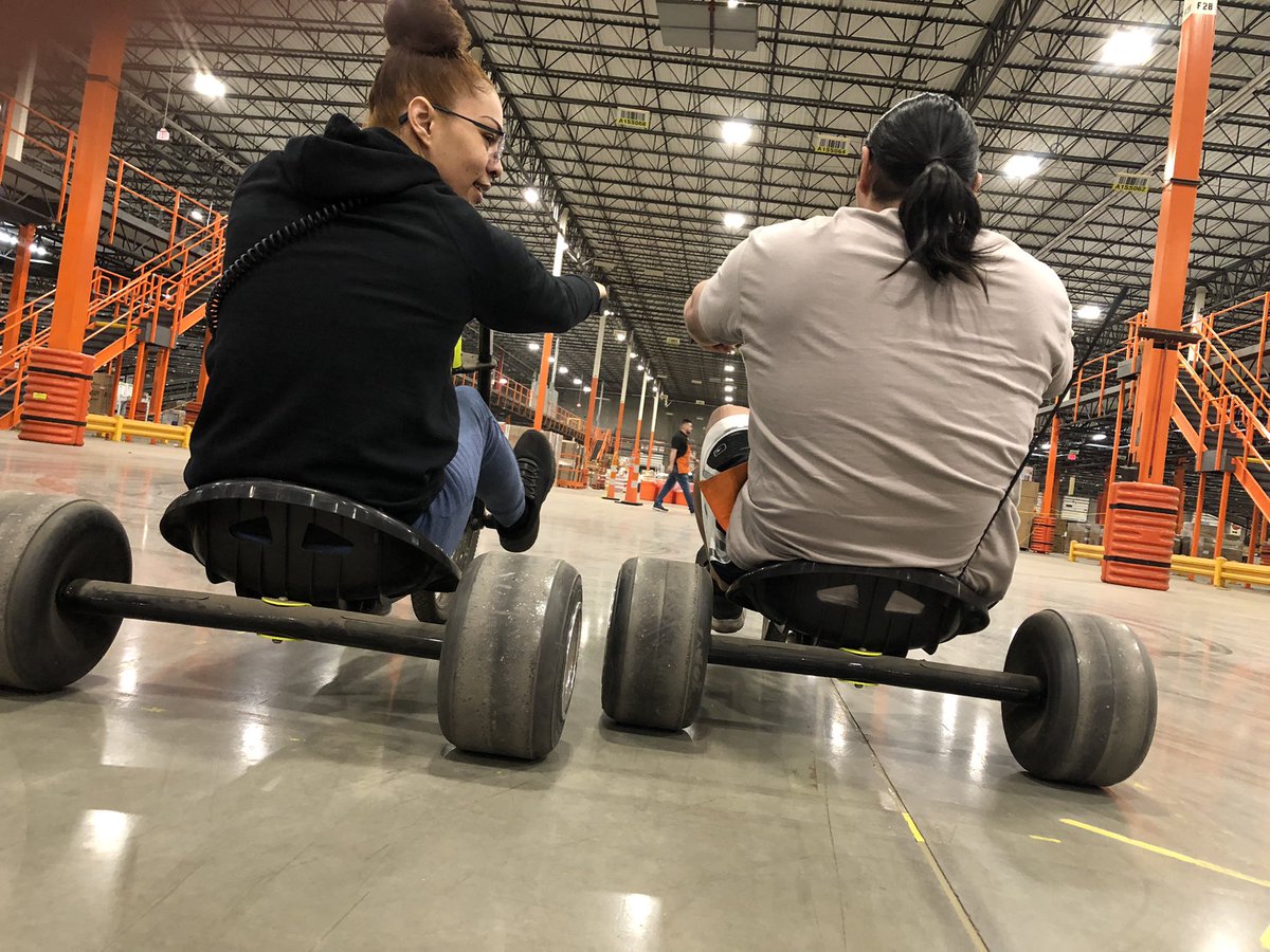 JohnLangenderf2's tweet photo. SUNDAY FUN DAY!!!! Key 3 outbound drift trike races!! What a great time with my work family!! @THDjweidner @rdc5120 @SpottsCarl @THDChrisOrsini @AlexaKennedyTHD @AlexTHD5120 @logansahadiTHD @jdesant12 @lmachenthd https://t.co/Y6bPWukK7G