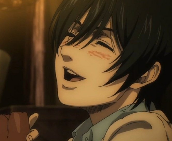mikasagallery's tweet photo. Seeing Mikasa smiling and having fun makes me so happy. I wish that we could have seen more of her looking like that. https://t.co/FjH210KTd4
