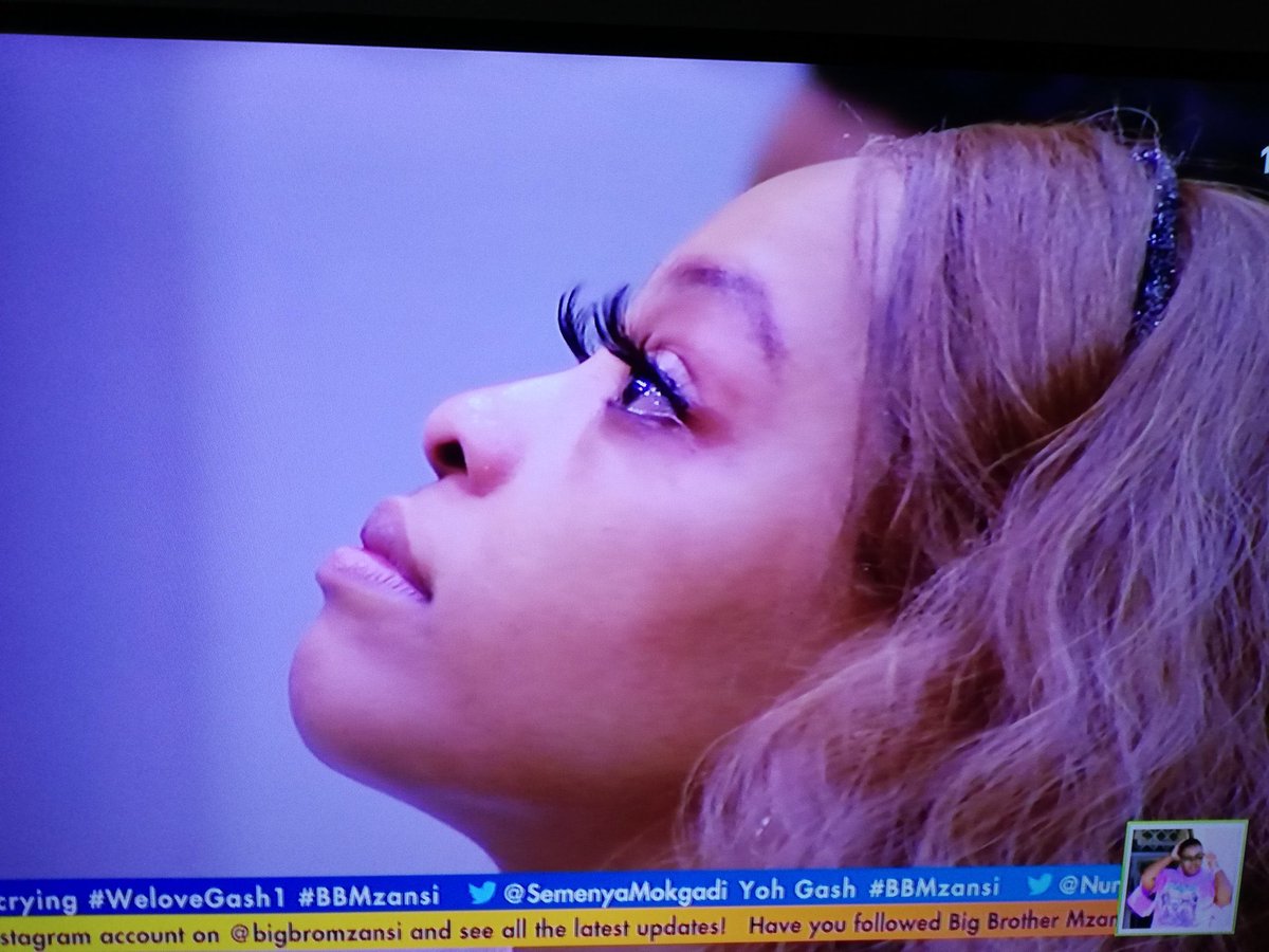 NeoNhlonze's tweet photo. #BigBrotherMzansi #GrooveWithMpho #BBMzanzi #BBMansi #MphoWaBadimo #MphoWaBadimo𓃵 #UndergroundGang to the Undergroundgang we have loved &amp; fought for a special  young woman chosen by the ancestors.i would like to thank you for your unyielding support.

 Thokozani👏🏿👏🏿👏🏿
Camagu!!! https://t.co/cgGpnG7T3j