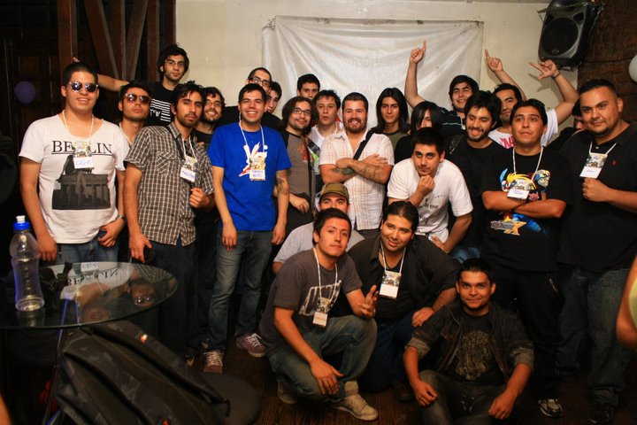 ETCChile's tweet photo. Hoy hace 11 años celebramos el primer torneo nacional de #MVC3 en Bar Indomito (Providencia).  

Con este torneo dimos inicio al proyecto #ETCCHILE 

Fotos de la actividad:
https://t.co/cWlItJsXSV https://t.co/ydUxgHvUKj