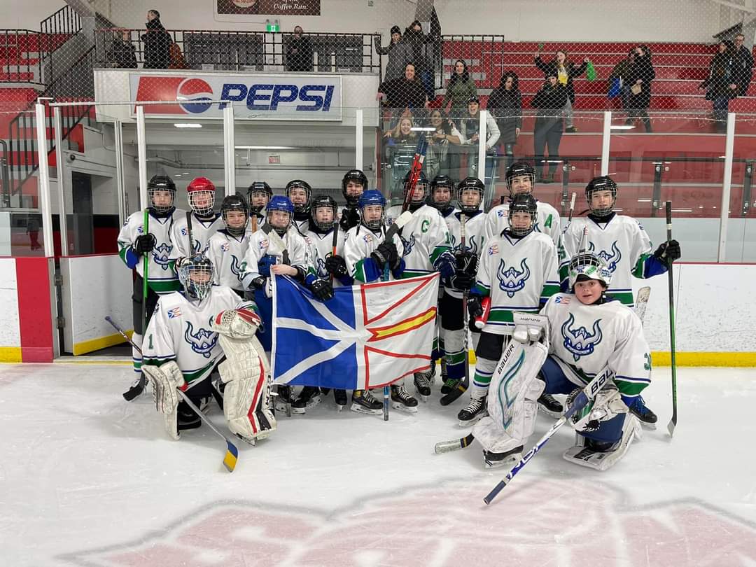 Whoa Nelly!! What a clinch! Stellar performance from our amazing U15 B team this morning. Stick-taps to Caden Hiscock MVP, and Ross Rumbolt POTG in a 7-1 win over the Moncton Hawks. Gonna have some fun with our buddies in the Championship!! <a href="/U15AWarriors/">U15A Paradise Warriors</a> 
@PmhaWarriors 
<a href="/SEDMHA/">SEDMHA Tournament</a>