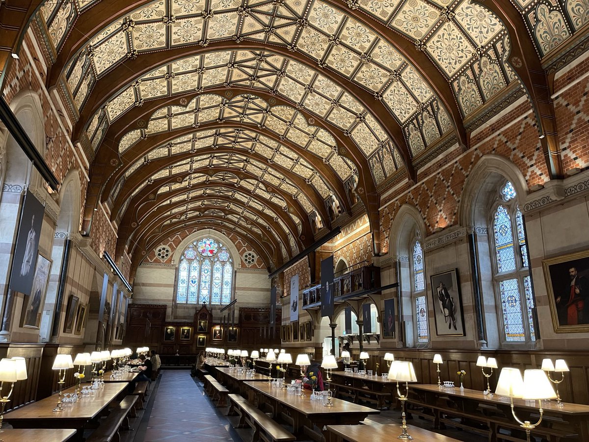 DaphniePierre_'s tweet photo. Other highlights include the Jamaican food at Turtle Bay, beautiful architecture, the museums, and English breakfast at the dining hall at Keble college that looked like a library. https://t.co/CqDmLLC53T