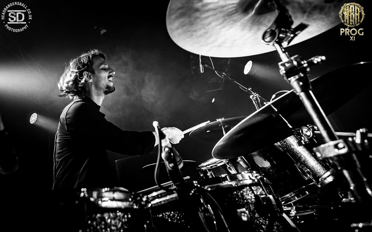 HRH Prog Festival (@hrhprogfestival) on Twitter photo Jake Bradford Sharp of #thebloodymallard second band on the bill today!
Who are you looking forward to?
๐ธ by <a href="/simond11/">simon dunkerley</a>
#photographer #thebloodymallard #hrhrocks #hrhprog #prog #progressiverock #HardRockHell #professionalphoto #musicphotography #gig #gigpic #gigphotograaphy Jake Bradford Sharp of #thebloodymallard second band on the bill today!
Who are you looking forward to?
๐ธ by <a href="/simond11/">simon dunkerley</a>
#photographer #thebloodymallard #hrhrocks #hrhprog #prog #progressiverock #HardRockHell #professionalphoto #musicphotography #gig #gigpic #gigphotograaphy