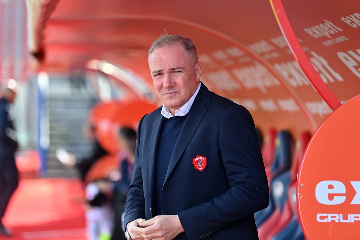 ACPerugiaCalcio's tweet photo. 📸| #CrotonePerugia in 4 scatti
#forzagrifo @Lega_B #CROPER
(foto #LaPresse vietata riproduzione) https://t.co/7vvcAUNMwH