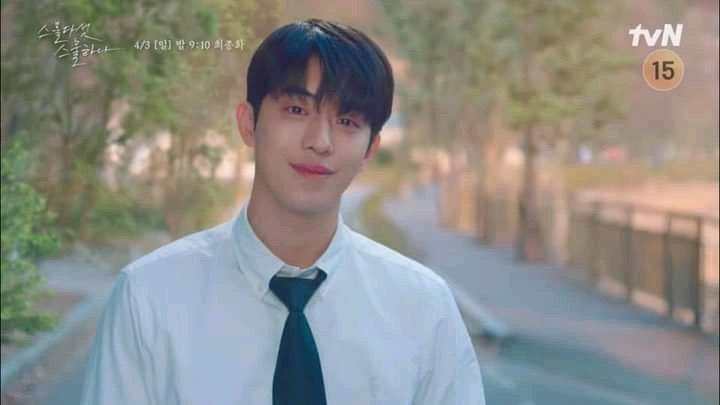songjeons's tweet photo. even though it's a sad ending, you will always be /that/ drama of the year. so realistically painful yet beautiful portrayal of youth #TwentyFiveTwentyOneEp16 https://t.co/aUPqLcDKQS