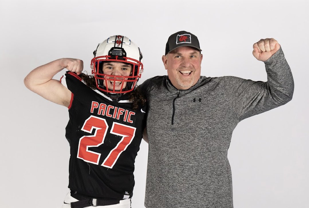 tleick19's tweet photo. I am blessed to announce that I will be continuing my athletic and academic journey at Pacific University. I am honored to play under the amazing coaches and grateful for the opportunity they are giving me. @tahomafootball @Boxer_Football @coachflory @CoachFalc @Chris_Sailer https://t.co/5oJuLnAsne