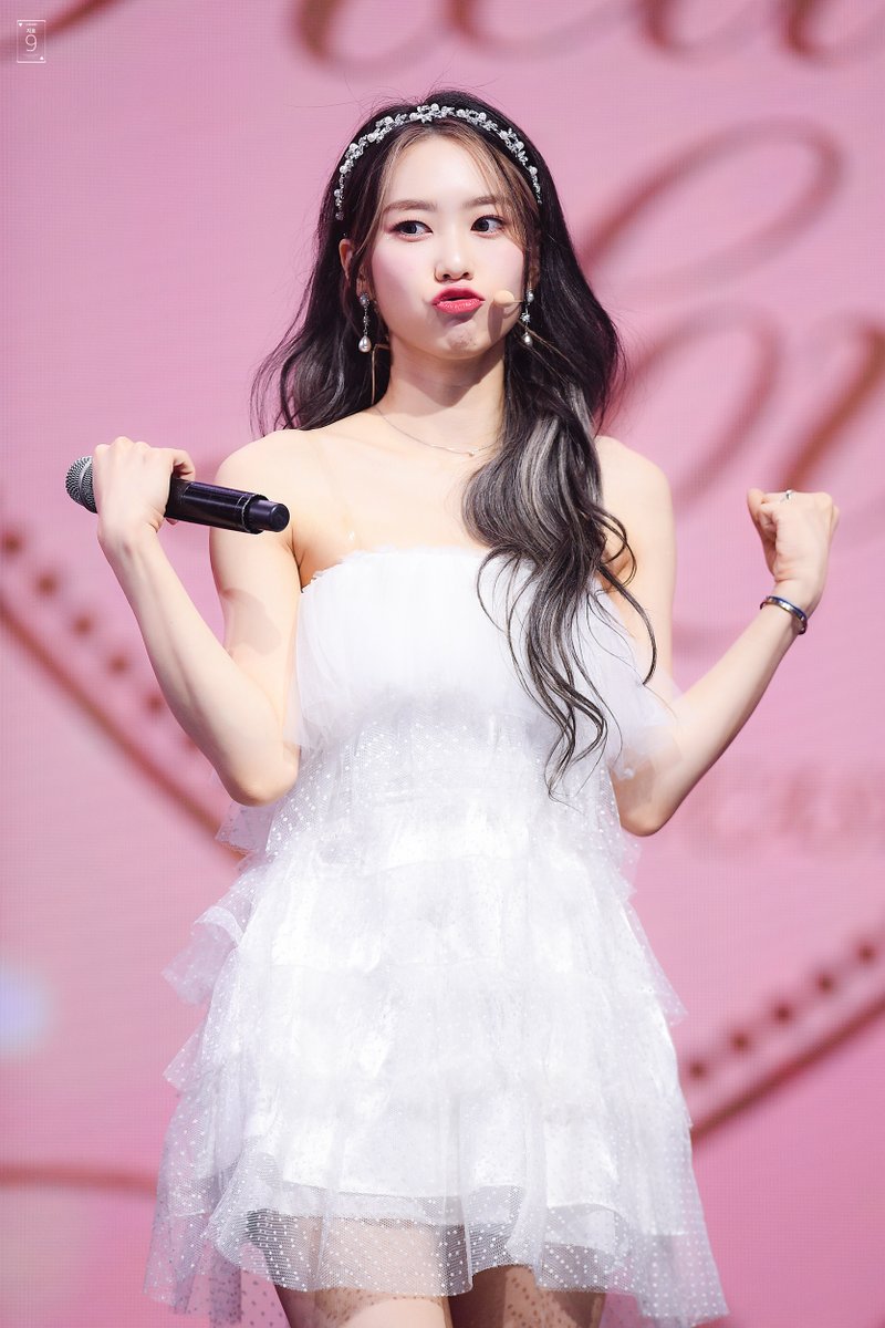 ji_ho9_'s tweet photo. 220328  쇼케이스

💙#해피지호데이💙

#HAPPYJIHODAY
#오마이걸 #OHMYGIRL #지호

@WM_OHMYGIRL https://t.co/vGjm4c6GAb