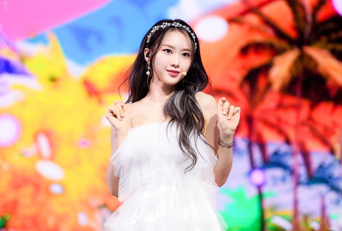ji_ho9_'s tweet photo. 220328  쇼케이스

💙#해피지호데이💙

#HAPPYJIHODAY
#오마이걸 #OHMYGIRL #지호

@WM_OHMYGIRL https://t.co/vGjm4c6GAb
