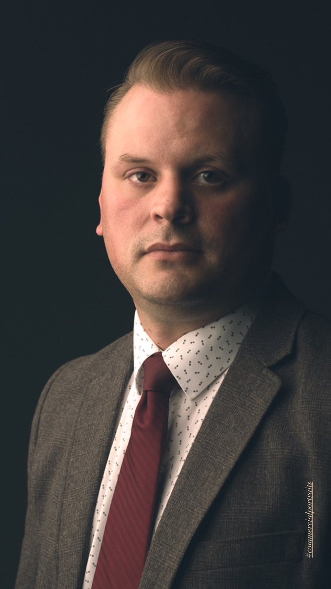 availstudioskc's tweet photo. Artful business portrait #Headshots #commercialphotography https://t.co/STJgt3lsh4