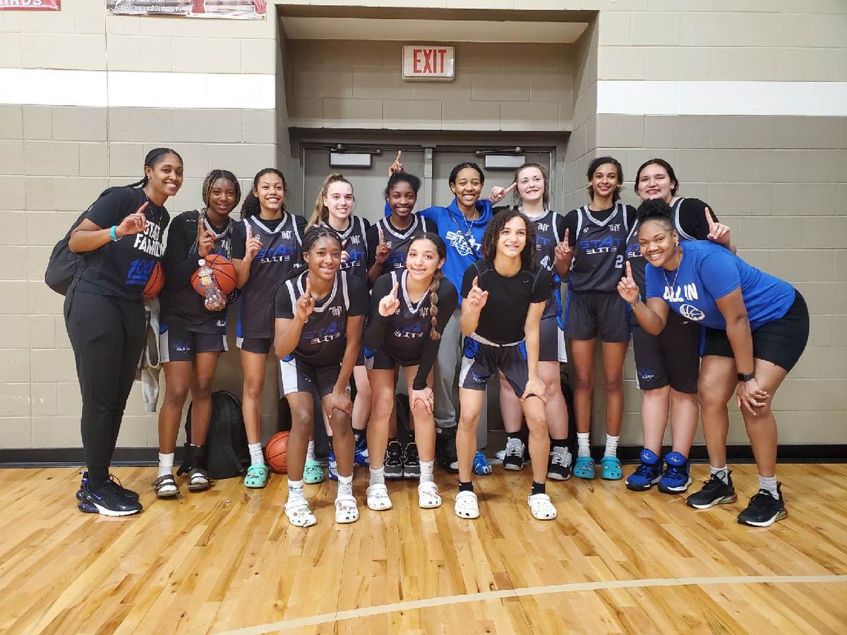 TerrorBear14's tweet image. StatElite 16u went 3-0 this weekend @ @Shesballin Extravaganza‼️🏀 They are a young FORCE‼️ Great work ladies! Back in the lab tomorrow! @alyanahoops @stat_pro #statelite #trusttheprocess #allin
