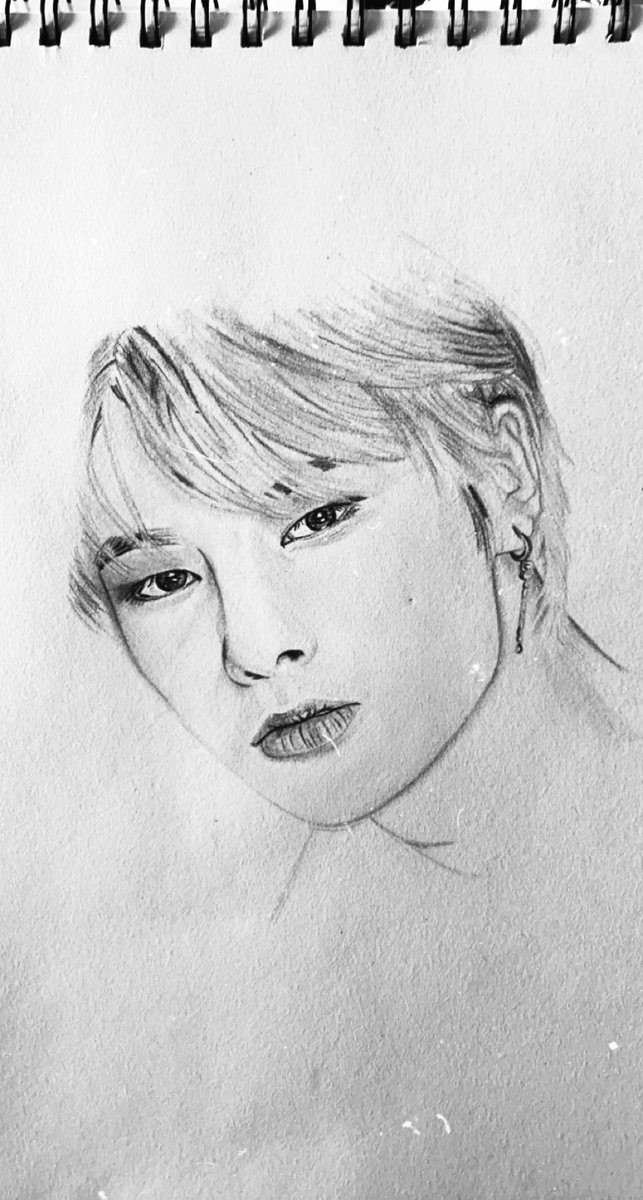 hyunkissy's tweet photo. I drew Jeongin 🦊 https://t.co/mXFz6lKLuS