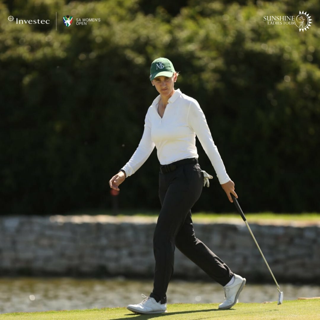 #Golf ¡Magdalena Simmermacher, subcampeona en el Sudáfrica Open! 

La argentina igualó en par con la local Lee-Anne Pace, luego de disputar 72 hoyos en el Steenberg Golf Club, y terminó perdiendo en el desempate para quedarse con el segundo puesto.🇦🇷🏌️‍♀️