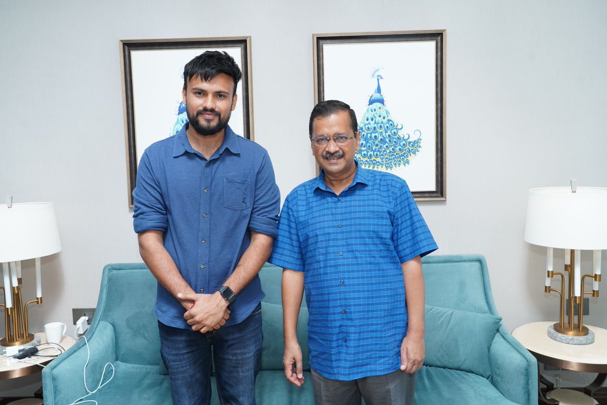 khbarot's tweet image. With The Future Prime Minister Of India @ArvindKejriwal #AAPRising