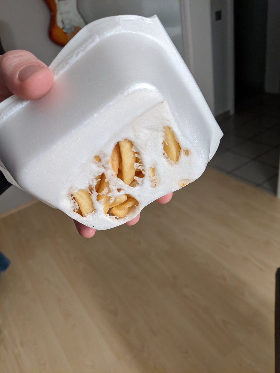 diconx's tweet image. #badpackaging