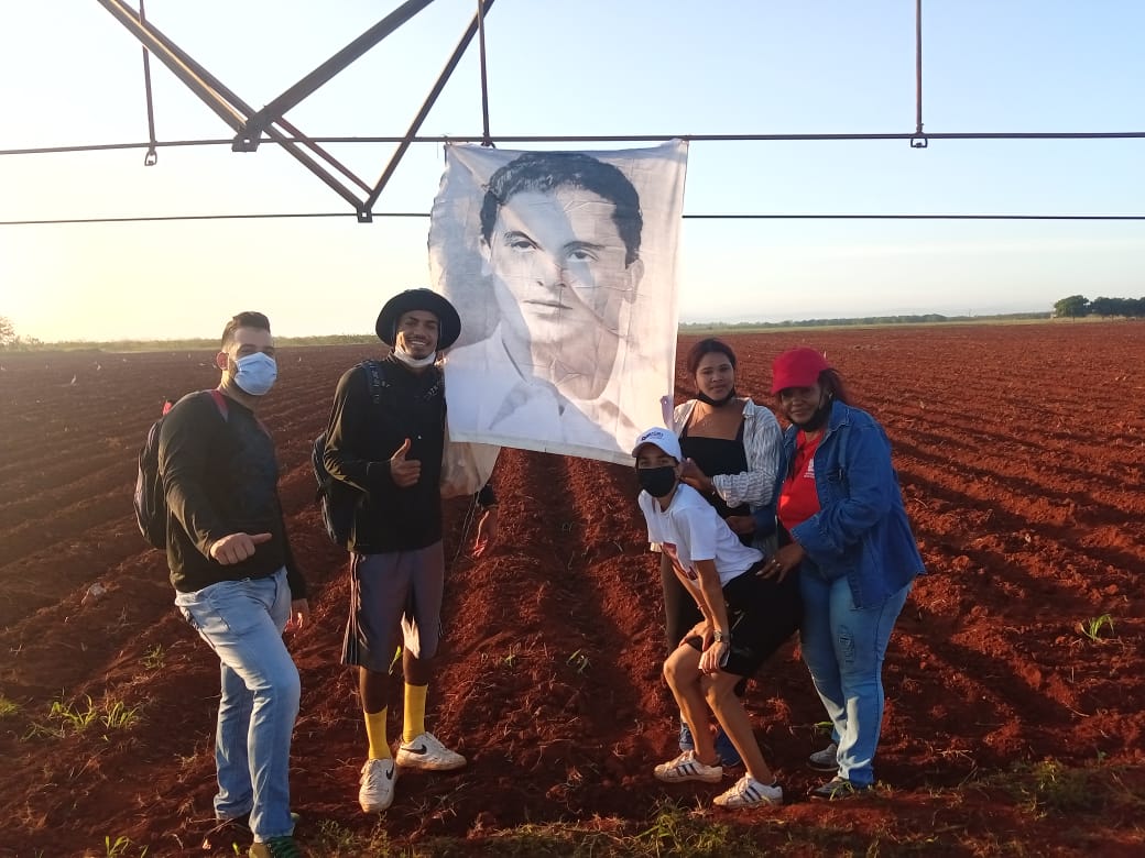 La juventud artemiseña, va con todo rumbo al centenario. <a href="/Ponciano2012/">Carlos E. Suárez Ponciano</a> <a href="/ArtemisaFeu/">FEU - Universidad de Artemisa</a> <a href="/GladysArtemisa/">Gladys Martínez Verdecia</a> <a href="/RicardoArtemisa/">Ricardo Concepción Rodríguez</a> <a href="/FeuCuba/">FEU de Cuba</a> <a href="/UnionArtemisa/">UJC Provincia Artemisa</a>