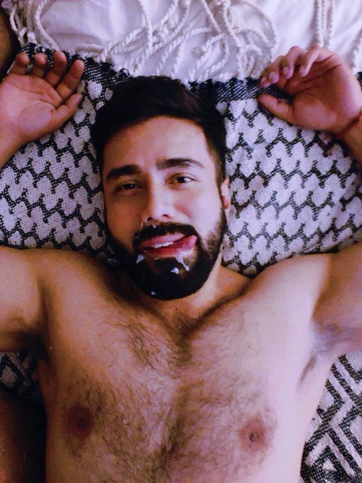 Se les tiro la leche 😏 https://t.co/y8yUmULPI5