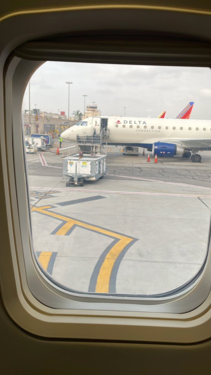 AugFPS's tweet photo. Vegas soon. #ToTheStars #TSMWIN #RepTheSet #Makewaves #GoingDark #WePlayForCanada #OXG #SSG #SoniqBoom #NotAnIllusion https://t.co/ZvjzIteceL