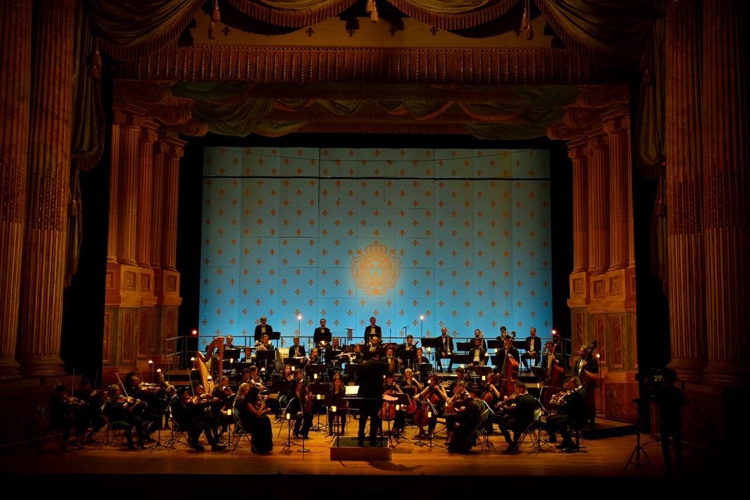 jccassagnes's tweet photo. #Gala @PlacidoDomingo & #JenniferRowley!! Orchestre @OperaRoyal sous la direction de @CampelloneLaur
concertmaster de la soirée @ZhangZhangZhang 👏👏
@CVSpectacles https://t.co/XB9Rd8xz7G