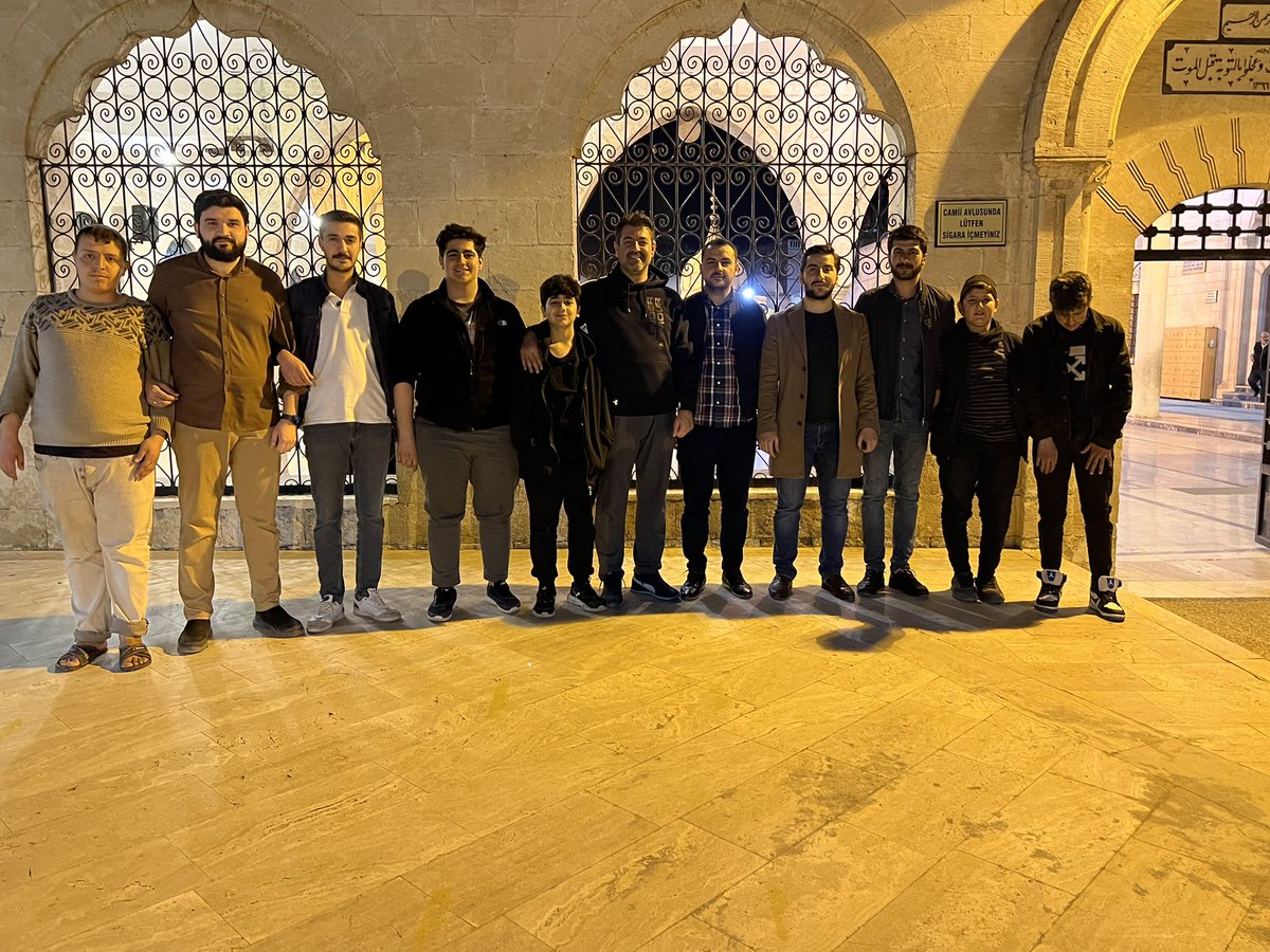 GencMUSIADUrfa's tweet photo. Geleneksel İftar Çadırımız devam ediyor. 

Rabbimiz kabul buyursun. https://t.co/4AuHSnJzsD