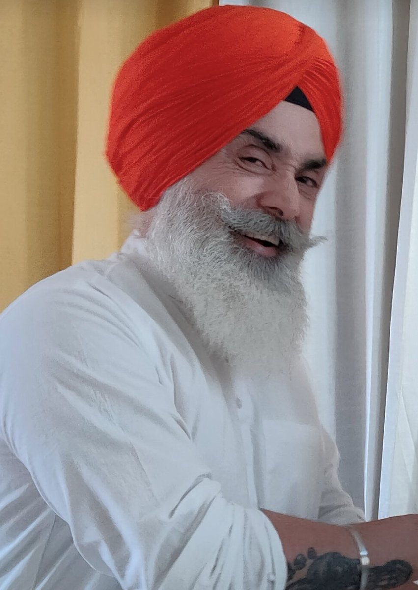 sabharwaljs's tweet photo. Smile is physical....
Happiness is Eternal.... 
It shows on its own .... 
You can't fake it .... https://t.co/vIa32xOZhW