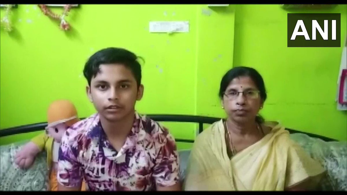 ANI's tweet photo. Assam | Ankurit Karmakar, a 9th standard student from Karimganj designed a sensor-enabled smart shoe for the visually impaired
"I made this smart shoe for blind people. My aim is to become a scientist. I'll do more such work that'll help people & make their life easier" he said https://t.co/mVYeE26PqO