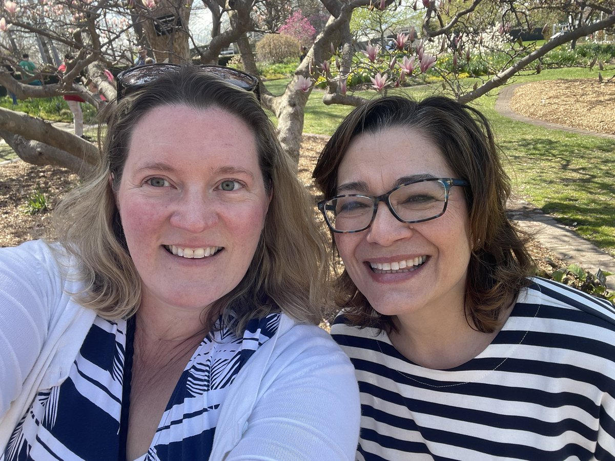 proflaurenmyers's tweet photo. Wonderful time in St Louis for @SRCDtweets for #learnplay22! Before leaving, I caught up w/ my undergrad mentor from @FurmanU, Sophia Pierroutsakos. I’m the mentor I am today in part b/c of her. 💖 Pay it forward. #AcademicTwitter https://t.co/i7trra8yk0