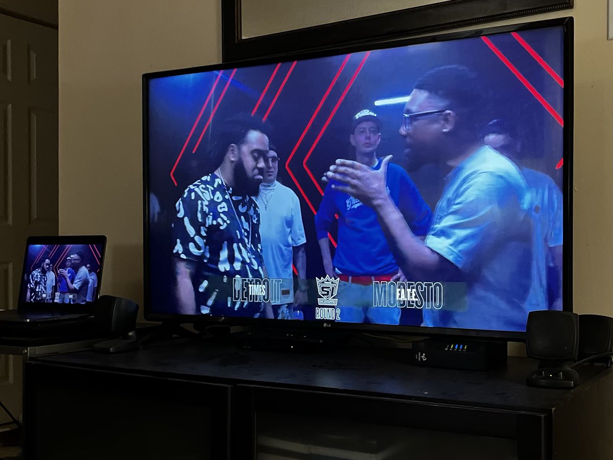 Watching my boy ⁦<a href="/GhgTimes/">Times Ghg</a>⁩ shine, FOR REAL! ⁦I know I’m late to the party but Hoooolly SHIT! ⁦The whole event was fire and especially this battle! Every1 showed up and showed out. I love it!!! Season 2?!?! #KOTD #KOTDS1 ⁦<a href="/TheBuildingDT/">The Building Downtown</a>⁩ ⁦<a href="/KingOfTheDot/">KOTDTV.com</a>⁩