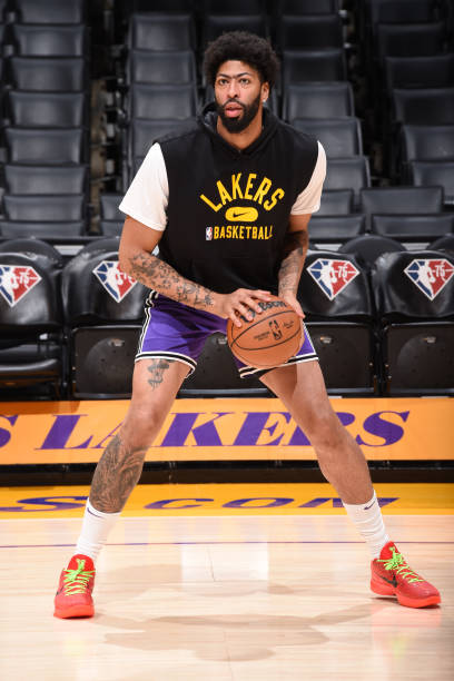 anthony davis kobe grinch