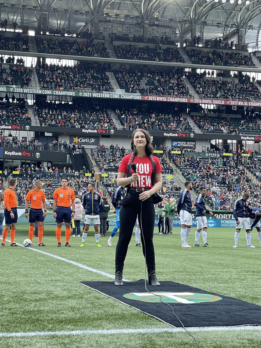 MadiShanley's tweet image. It may very well have been my last Anthem for #PTFC given my choice to wear this shirt, but I’m proud of myself. As a DV &amp;amp; SA survivor I felt the need to use my voice in a different way today. #BelieveWomen Photo by @KP_KaylaMarie ❤️🤝💚 #YouKnew