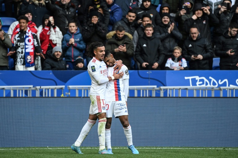 Résumé Lyon Angers Lyon Beat Angers