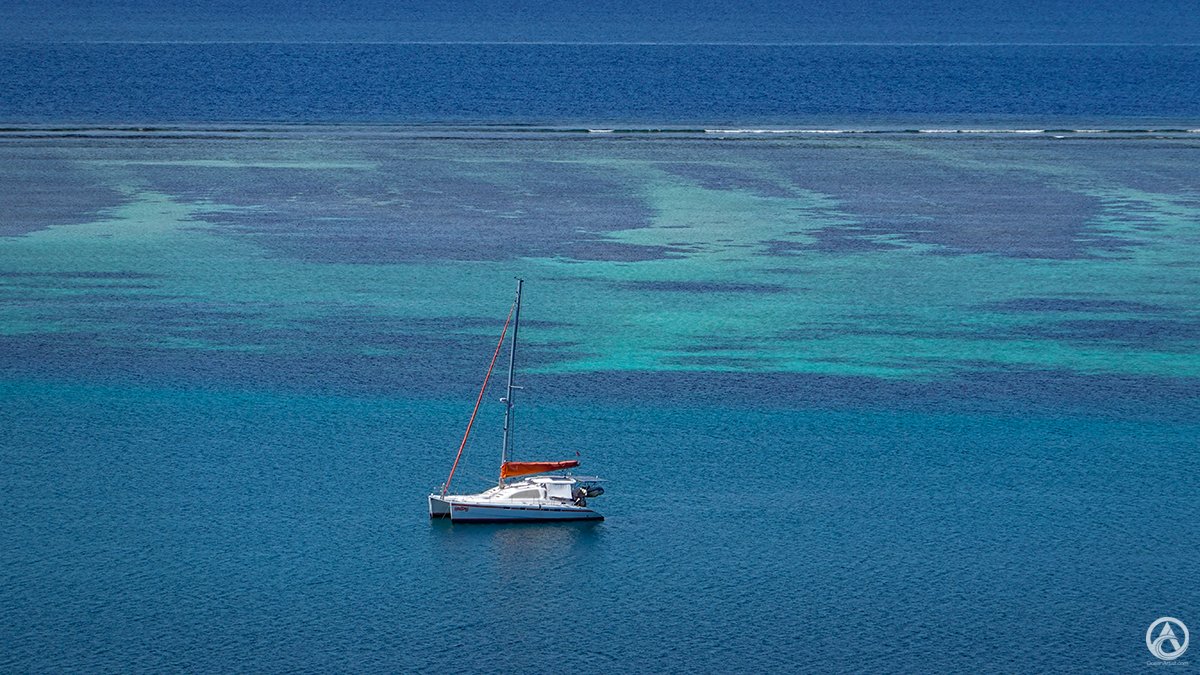 CjViggers's tweet photo. Holiday at Anchor, Fiji  

#JollyHolidaySailing #anchorage #Fiji #hiking #Holiday #MamanucaIslands #ManaIsland #scenicviewpoint #SouthPacific https://t.co/v5OVPofVgG