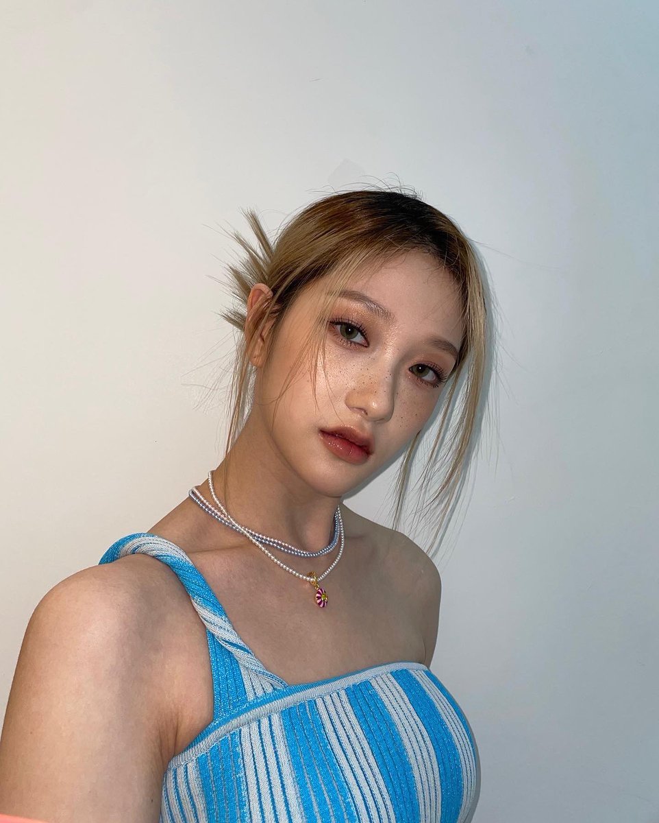 seoyeohn's tweet photo. Hello #HYLAB, it's me!

Sebenarnya aku malu mengungkapkan hal enih, tapi akan ku ungkapkan👉🏻👈🏻

*Ungkapkan* https://t.co/6cAvK6j6uf