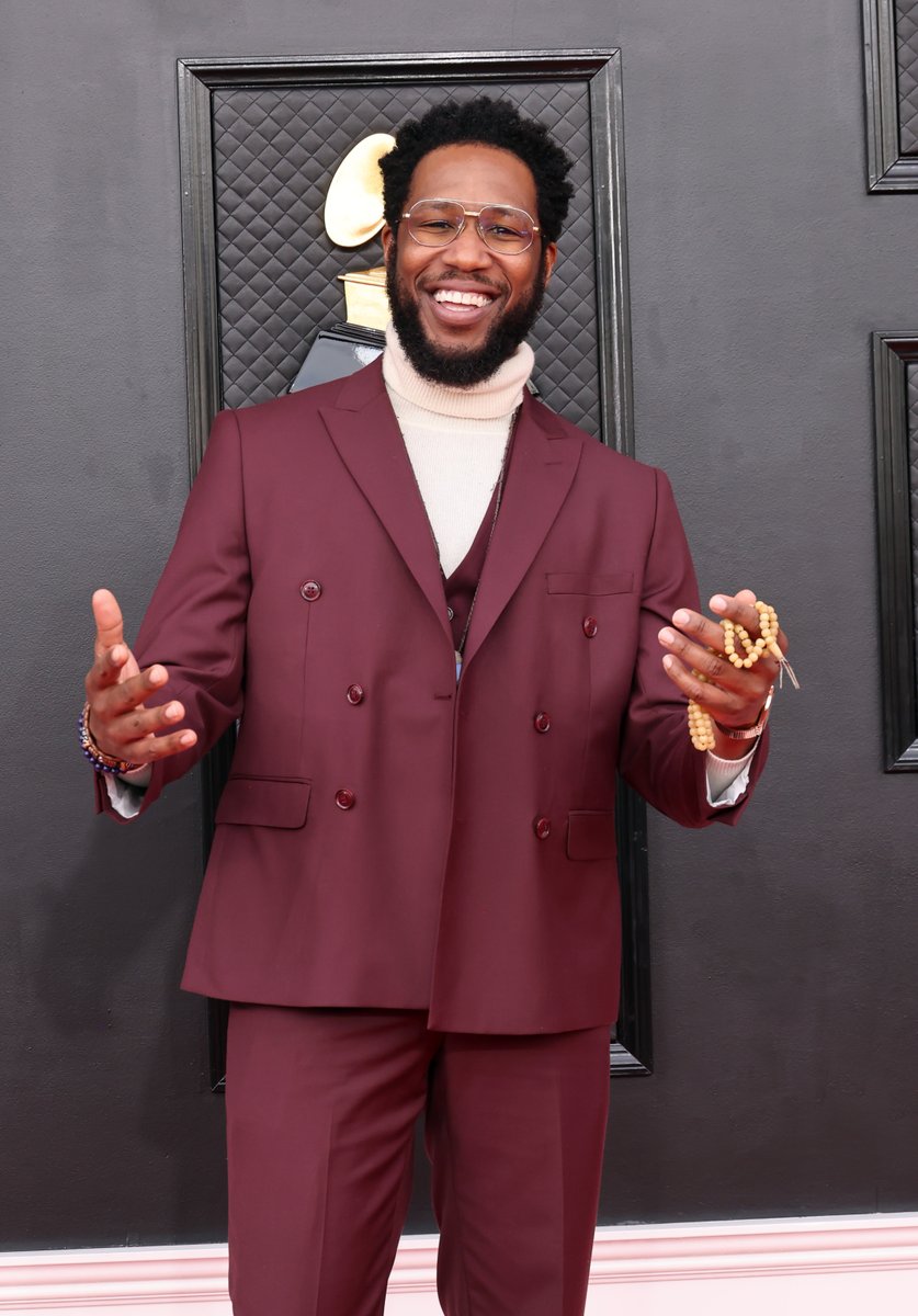 etnow's tweet photo. We had *something to say* about @Cory_Henry's 'fit but he actually left us speechless. #GRAMMYs 

(📸: Getty Images) https://t.co/kSfyGxNrTx