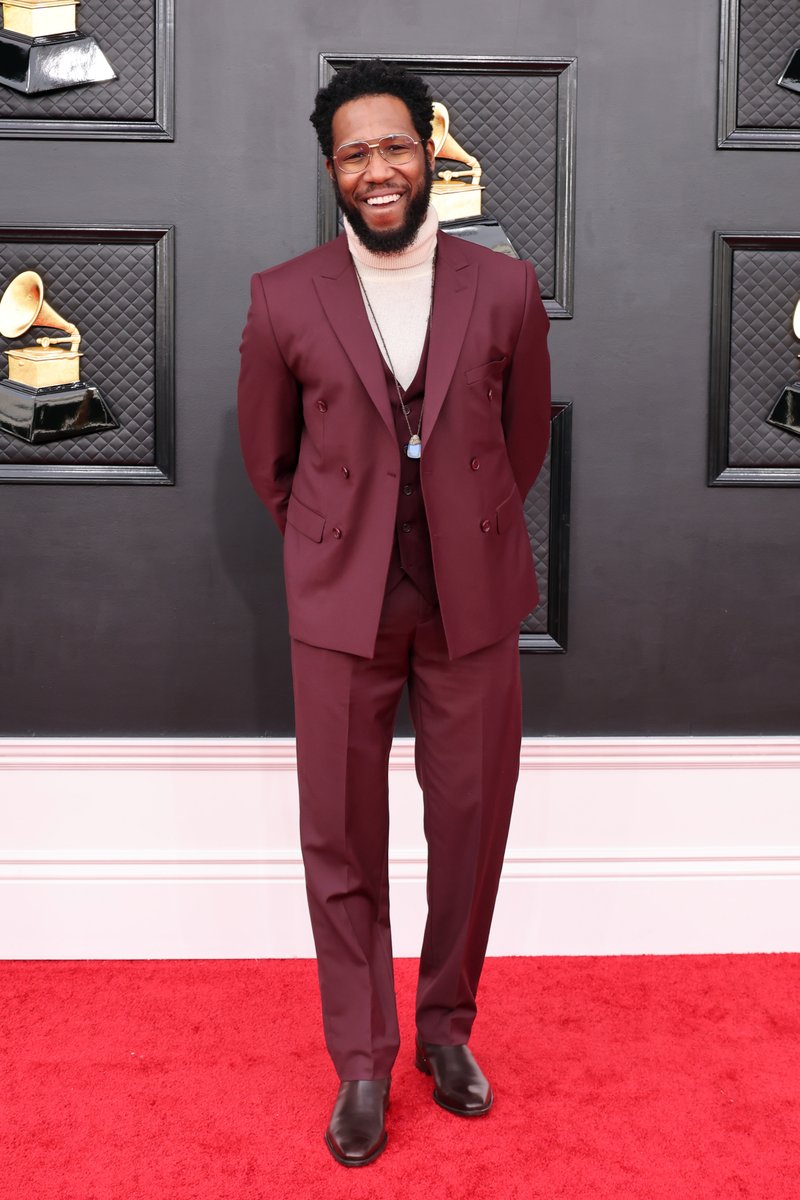 etnow's tweet photo. We had *something to say* about @Cory_Henry's 'fit but he actually left us speechless. #GRAMMYs 

(📸: Getty Images) https://t.co/kSfyGxNrTx