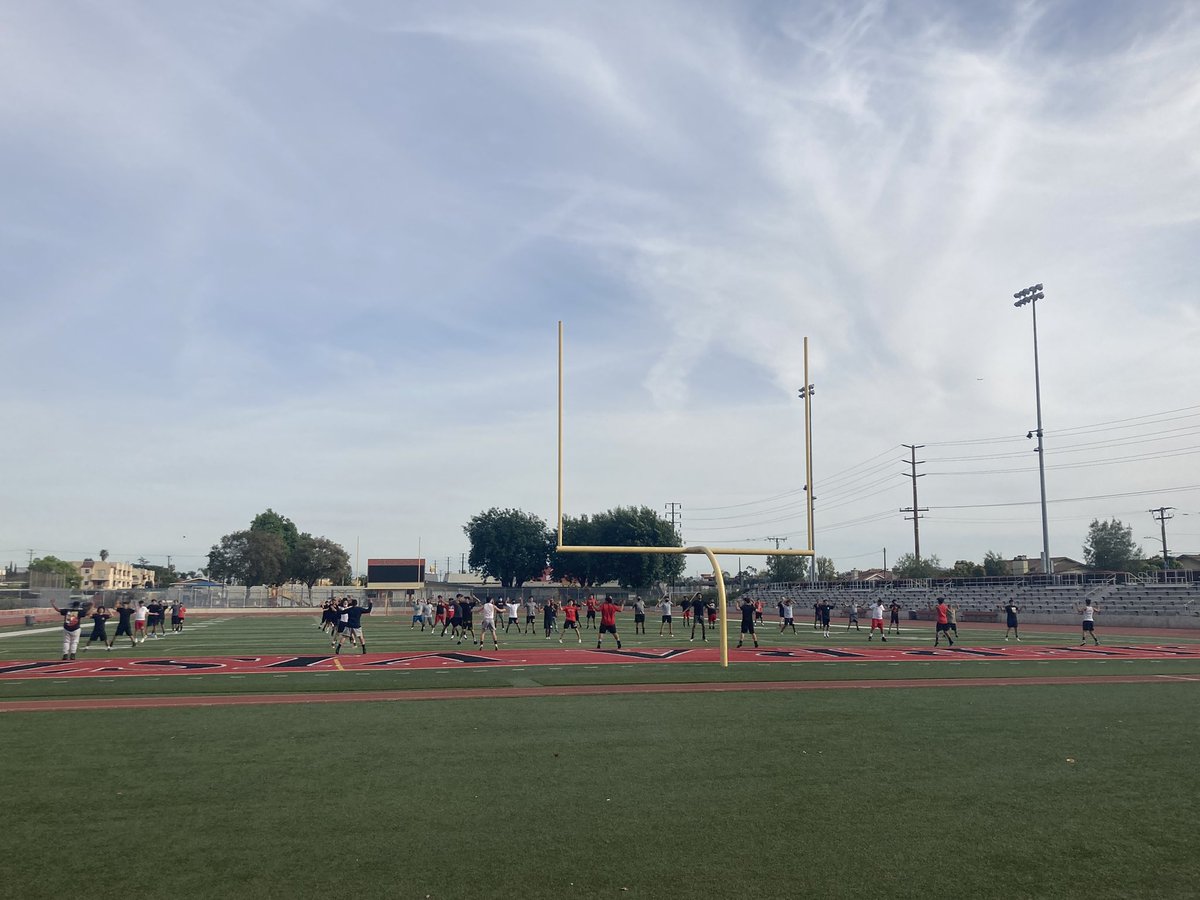 George L Hernandez 💭 (@realbiggeorge_5) on Twitter photo Building champions!!! #SVFootball #Dons #16GameSeason @CeniDoubleWing <a href="/SVDonsFootball/">Sierra Vista Football</a> Building champions!!! #SVFootball #Dons #16GameSeason @CeniDoubleWing <a href="/SVDonsFootball/">Sierra Vista Football</a>