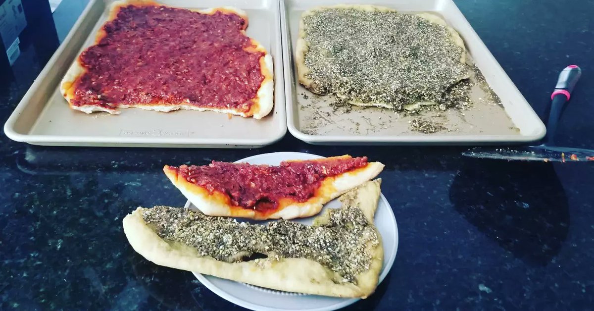 SunnyDietitian's tweet photo. Making different versions of bread today.

Za'atar [Mansish] and Red Pepper bread. Family loves them.

#OnMyTable #HomeMade
#ZaatarBread #Manaish
#RedPepperBread
#Mediterranean #Bread
#Vegan #VeganFoodShare
#FoodPhotography
#FamilyLoves https://t.co/Kcb2T2YHYn