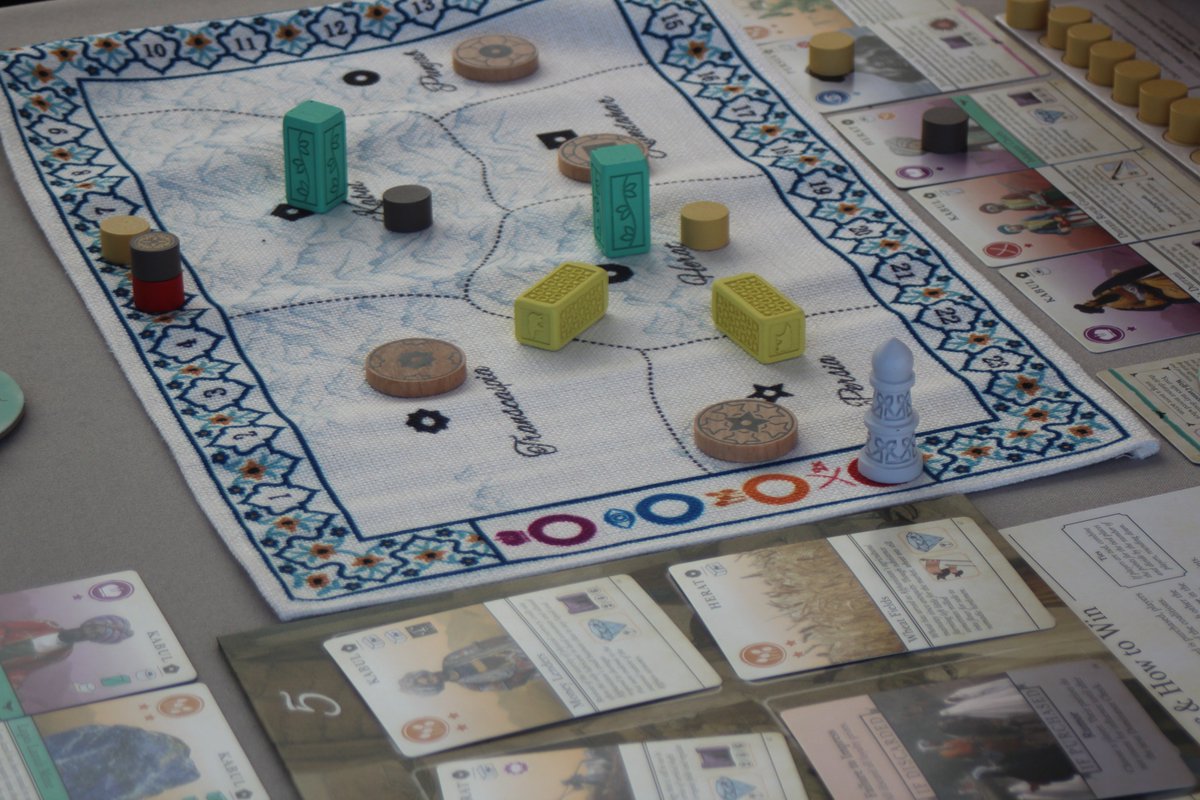 GamesInBW's tweet photo. My #leiriacon, final day.
More playtests: national and international.
Meetings: works in discussion.
Pictures.
That's it folks!
Next stop: #RiaCon
#boardgames #jogosdetabuleiro #juegosdemesa #jeuxdesocieté #photography #gamedev #Illustration #stories #convention #Portugal https://t.co/zm9V3trTq8