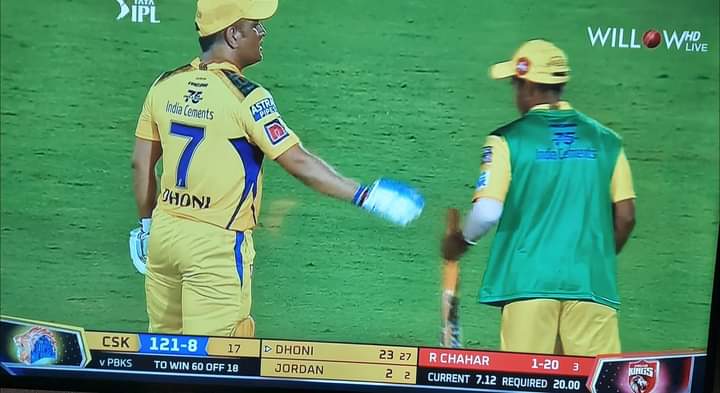 MumbaiIndiansTN's tweet photo. Still laughing at this 😂😂😂😂 https://t.co/Sm8SGgE2jD