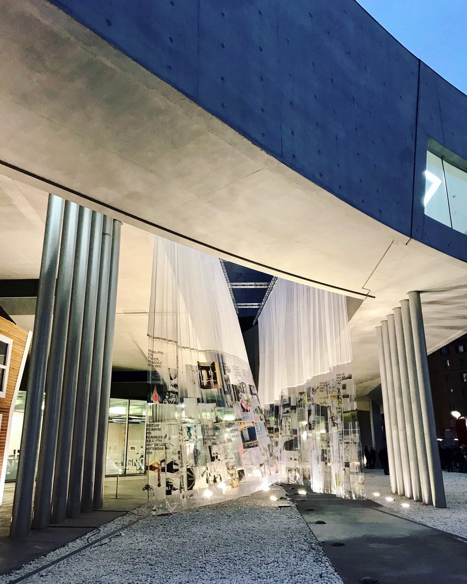 ‘Parlo della bellezza.
Non ci si mette a discutere su un vento di aprile.’
Ezra Pound

Inside Outside | Petra Blaisse
A Retrospective

#MAXXI #Roma #Rome