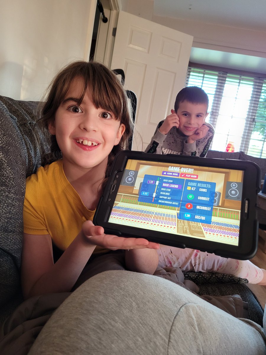 DonnaBoytt's tweet photo. @SharksClass That moment she realised she's TOP OF THE SCHOOL IN STUDIO SPEED with a score 1.20 👏👏 https://t.co/Ac5GKZtl4L