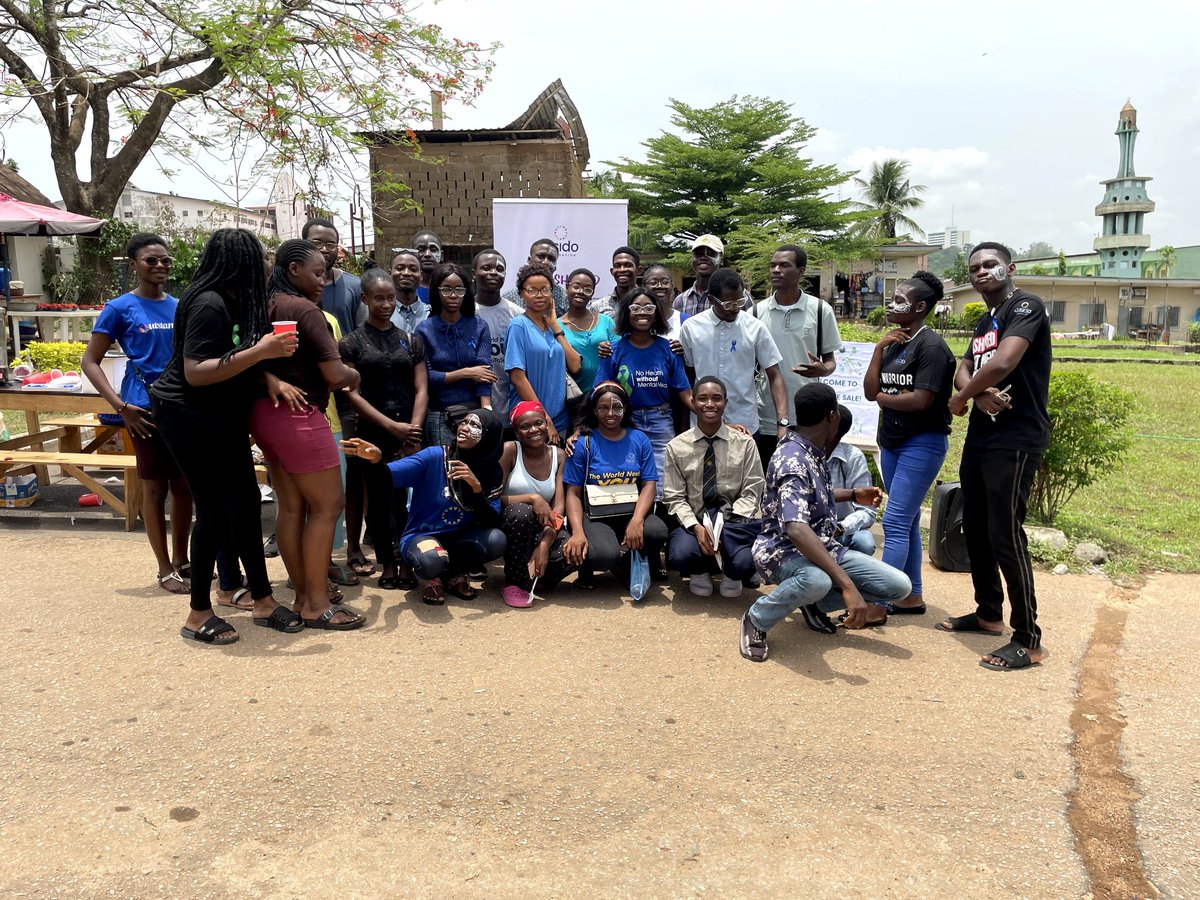 asidocampusnet's tweet photo. Damn! We made some blue magic yesterday and it doesn’t seem we'll be getting over it anytime soon.
Brownites will remember
UCH will remember
In the mind of the UI community, the memory will linger!
WE HAD A BLUE BAKE SALE TO SUPPORT AUTISTIC KIDS & WE SOLD OUT!
#AutismAwareness https://t.co/AtmNt7UuQh