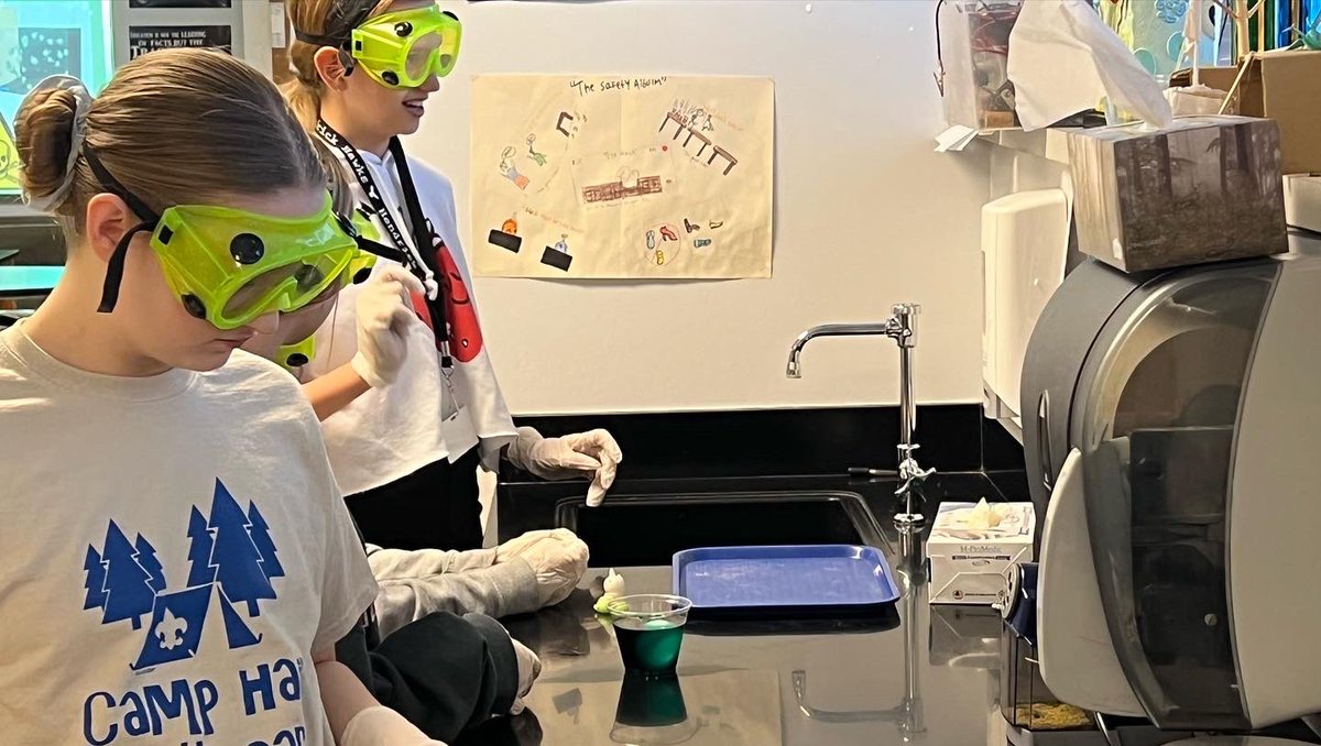 TheMrHud's tweet photo. Need to catch up on my twittering! Here’s a lab day from last week! https://t.co/Rrm24jiZTG