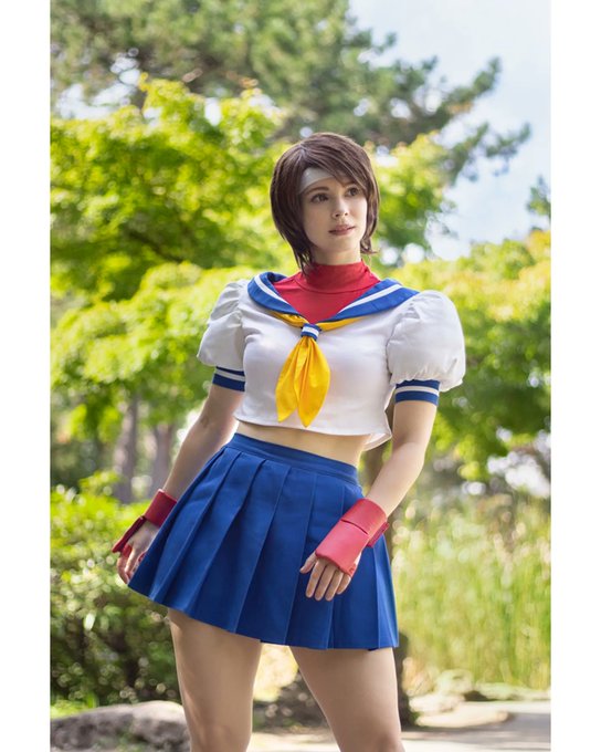 Choose your fighter!  Who suits me better? 🤪 In the past I did Sakura and Chun Li and I'm currently working<a href="/tag/residentevil"class="tags"><span>#residentevil</span></a><a href="/tag/adawong"class="tags"><span>#adawong</span></a>